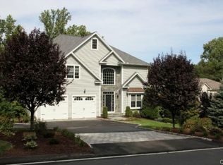 270 Stonehouse Rd, Trumbull, CT 06611