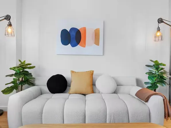 16 West Street image 6 of 37