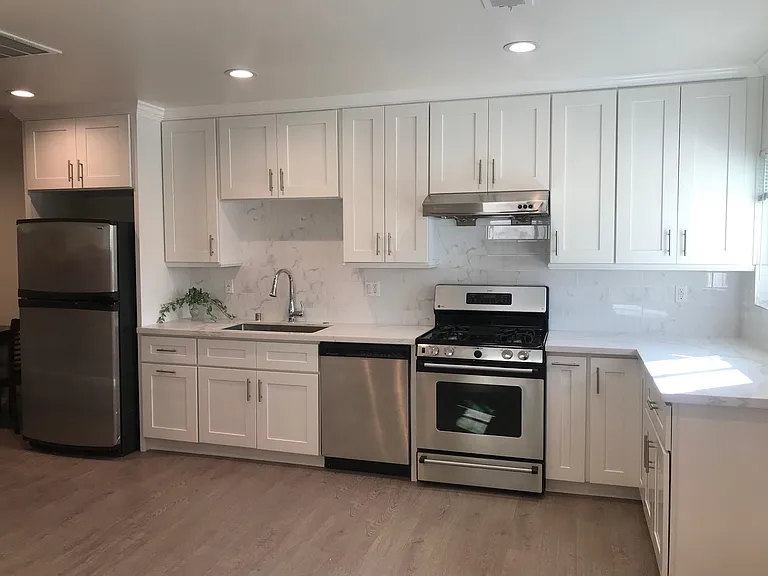 2828 S 10th Ave #1/2 — Photo 11