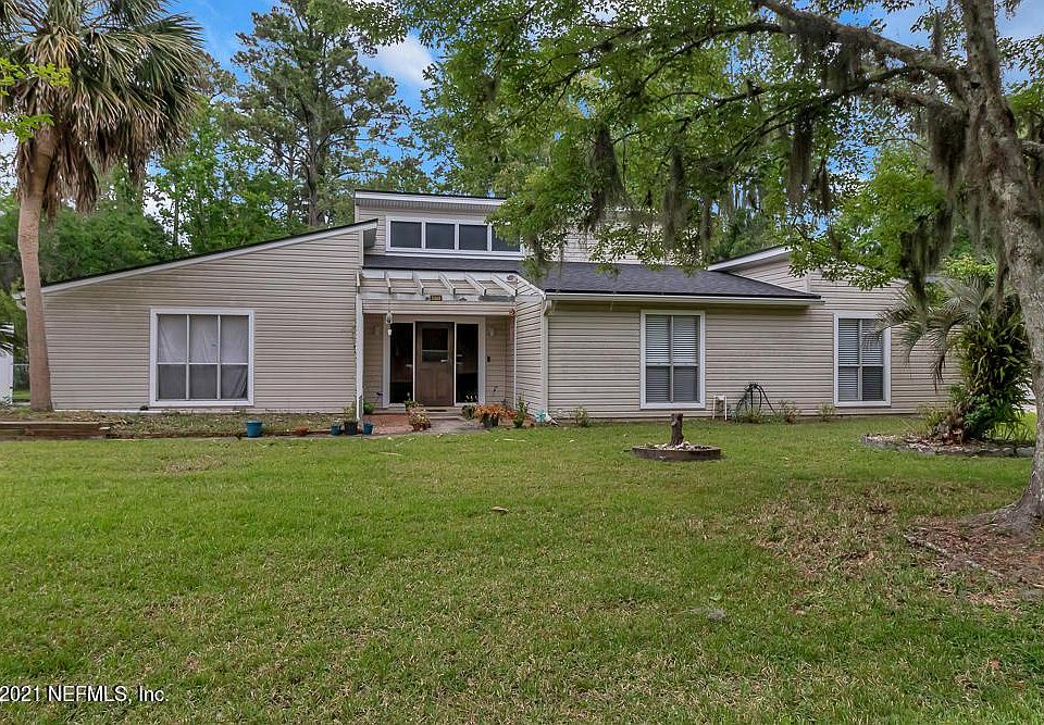 1st image of 613 San Robar Dr