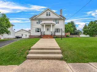 382 E Main St, Somerville, NJ 08876