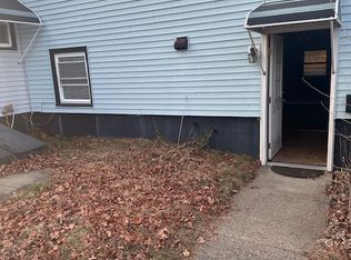 459 S Elm St, Wallingford, CT 06492