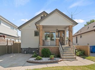 South Walkerville, Windsor, ON N8W 2L4