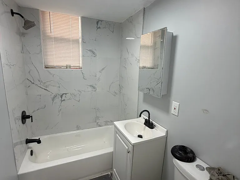 40 Irving St #B1 — Photo 6