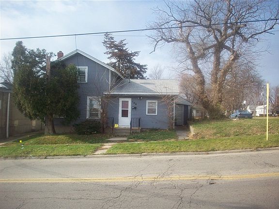 3rd image of 106 S Pearl St