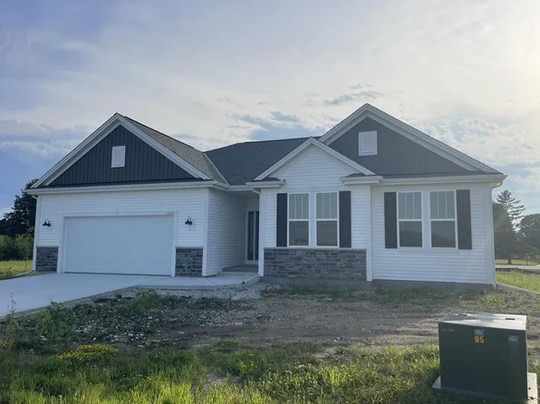 10523 Button Bush DRIVE, Franksville, WI 53126