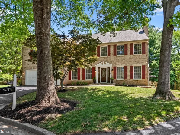 15517 Ambiance Dr, Gaithersburg, MD 20878
