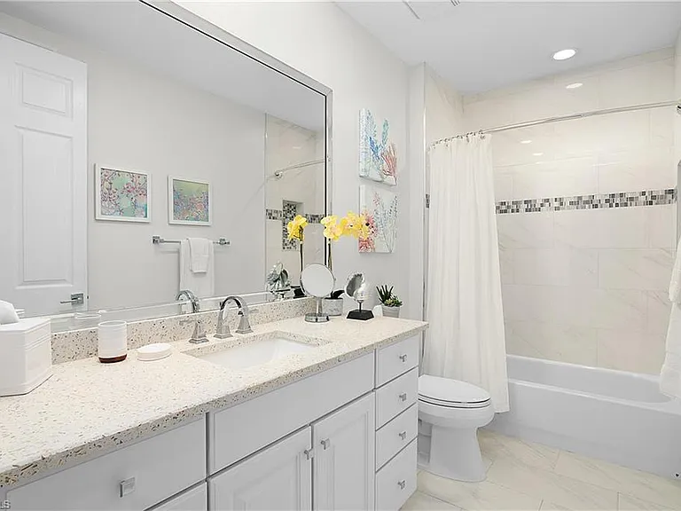 3099 Lancaster Dr #7-701 — Photo 17