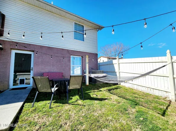 2904 Boyds Creek Hwy APT 4, Sevierville, TN 37876