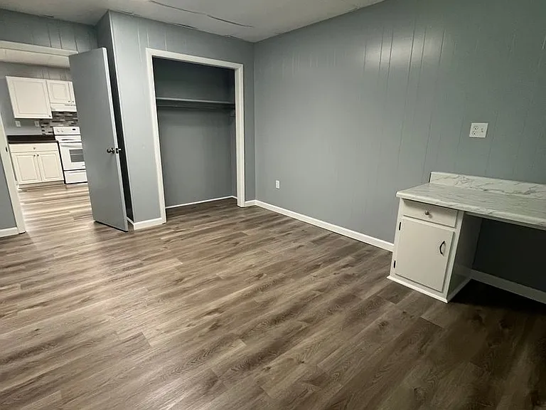 107 Lucas Dr — Photo 20