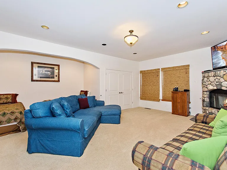 1141 Aleutian Dr — Photo 50
