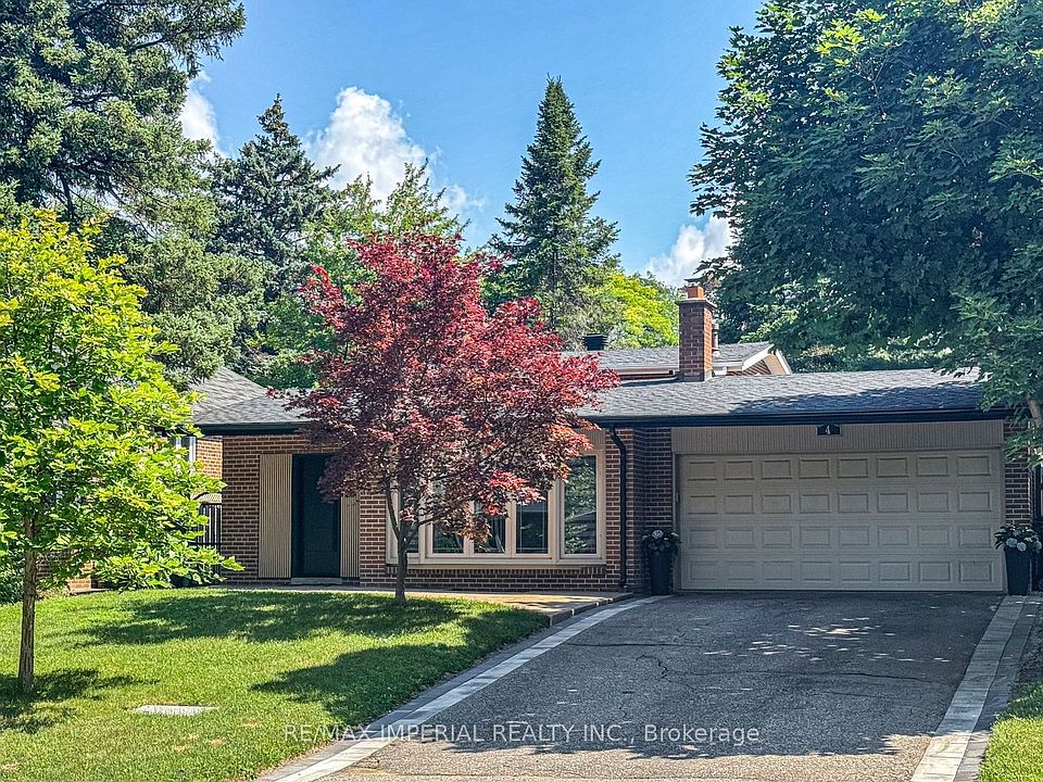 1st image of 4 Quincy Cres