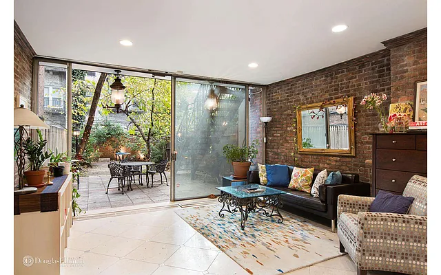 Sold by Douglas Elliman | media 14