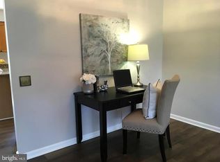7116 Collinsworth Pl, Frederick, MD 21703