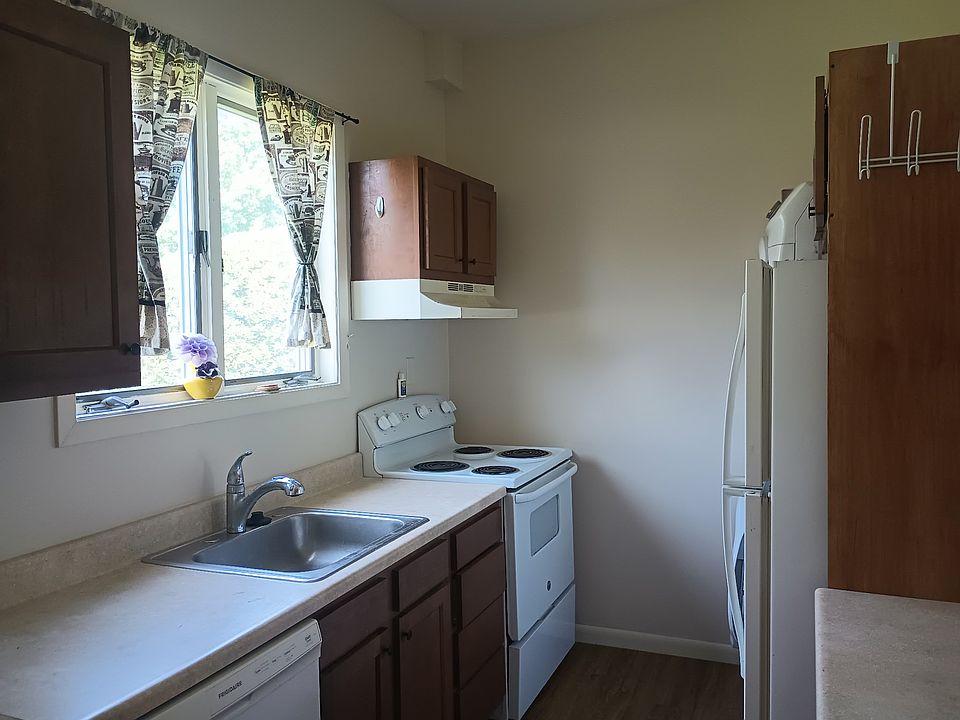 1st image of 2345 Mount Carmel Ave Floor 2