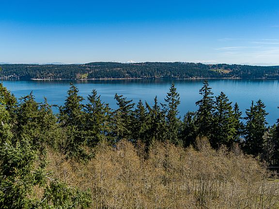 2nd image of Honeymoon Bay Rd