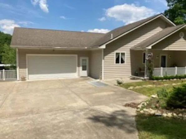 1029 Red Fox Rd, Climax Springs, MO 65324
