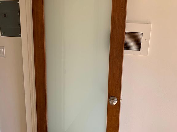 3rd image of 1403 N Alta Vista Blvd APT 15