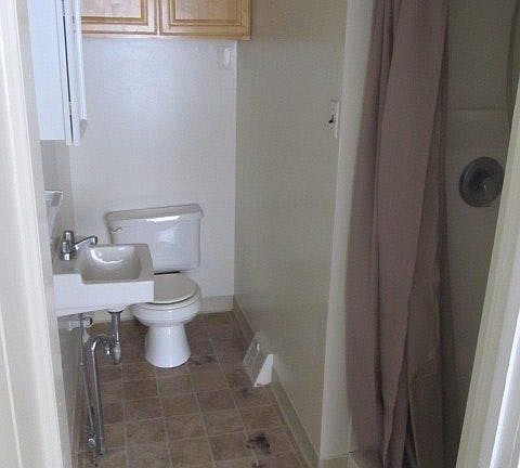 4th image of 1832 Callowhill St #H