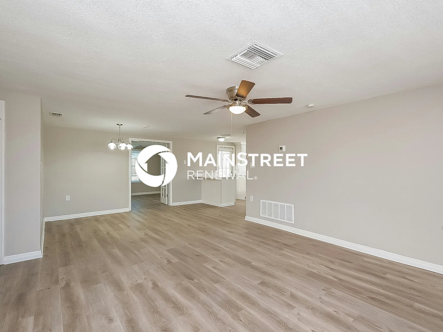 9010 Chantilly Ln — Photo 3
