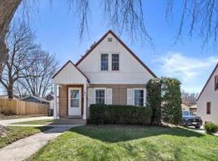 113 Coolidge AVENUE, Waukesha, WI 53186