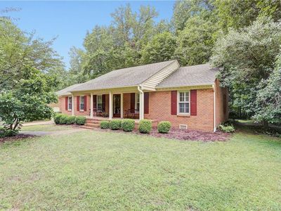 121 James Longstreet, Williamsburg, VA, 23185