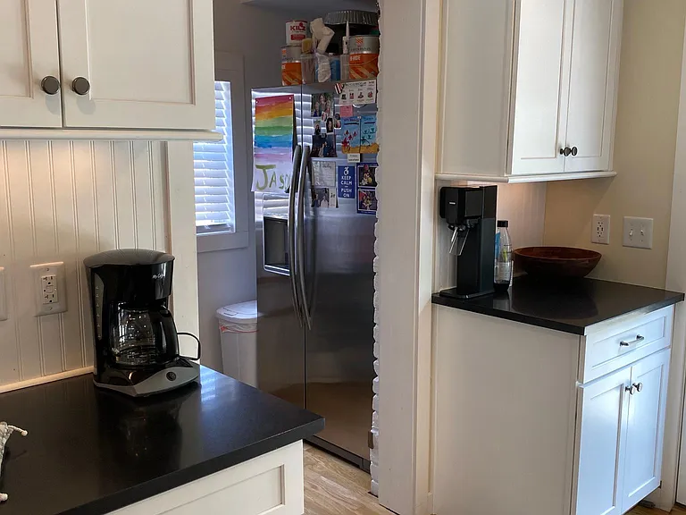 528 Snyder Ave — Photo 16