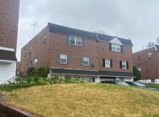 8965 Turton Dr, Philadelphia, PA 19115