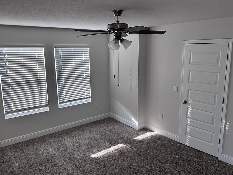 6306 Grove Park Dr — Photo 13