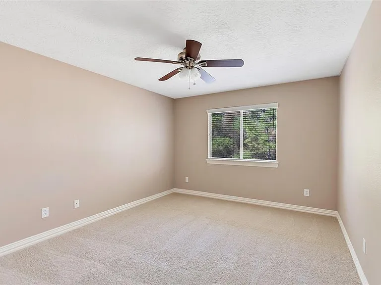 13019 Chandler Chase Ct — Photo 33