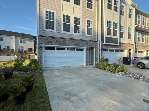 3715 Allington Ct, Fredericksburg, VA 22408