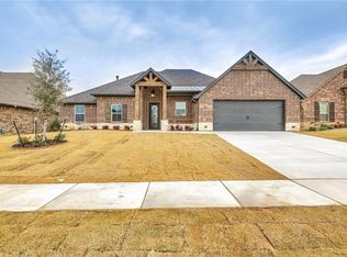 913 Pate St, Granbury, TX 76048
