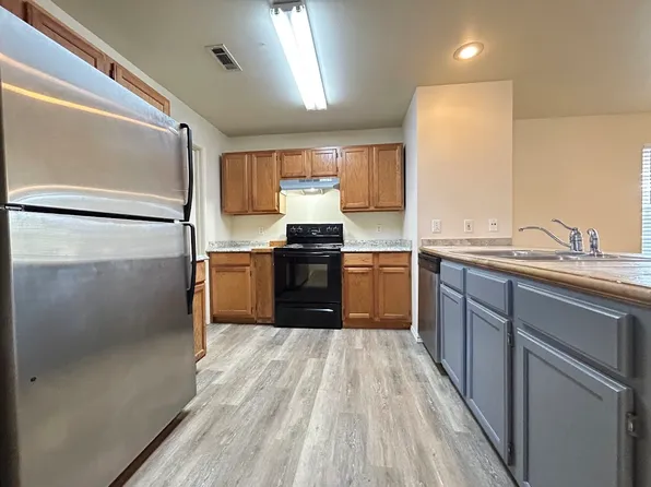 1211 N Oakland Ave #3, Fayetteville, AR 72703