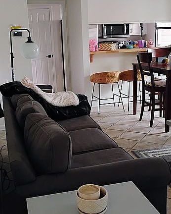 2nd image of 17 Chapel Hill Cir #17