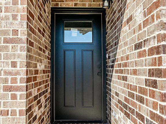 2nd image of 1102 Fenli Ave