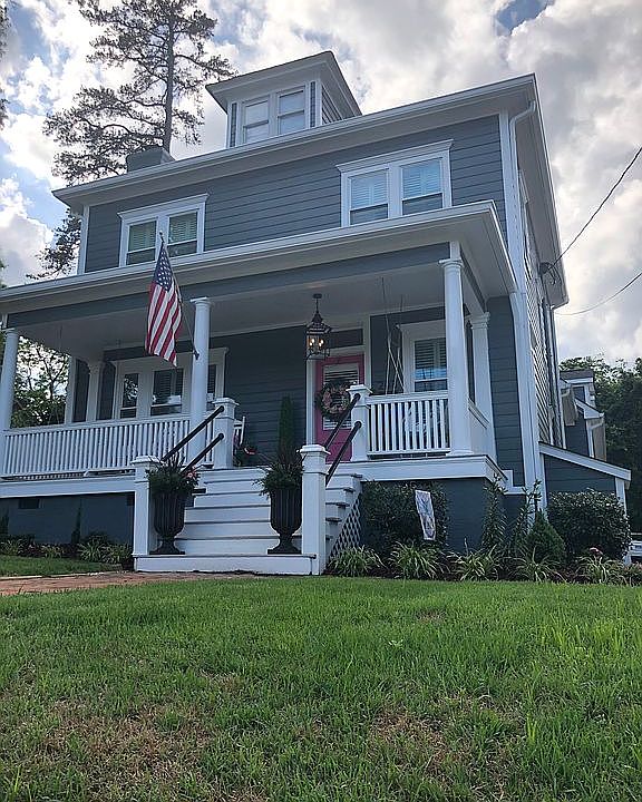 2nd image of 208 Ashe Ave