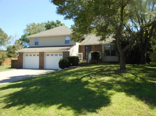 1215 Cheatham Ct, Warrensburg, MO 64093