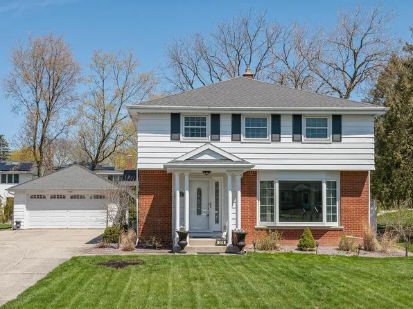 314 East Green Tree ROAD, Fox Point, WI 53217