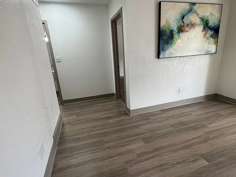 The Katmai Apartments — Photo 75