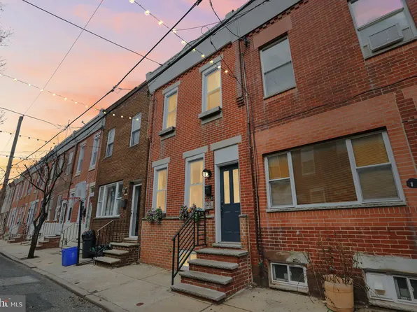 131 Mercy St, Philadelphia, PA 19148