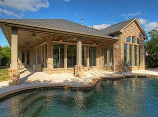 19 Avalon Oaks Pl, Shenandoah, TX 77381