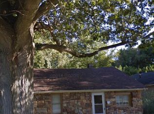 525 Arlington Ave, Clarksville, IN 47129