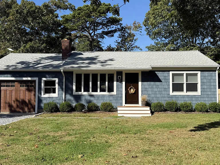 38 Foster Ave — Photo 28