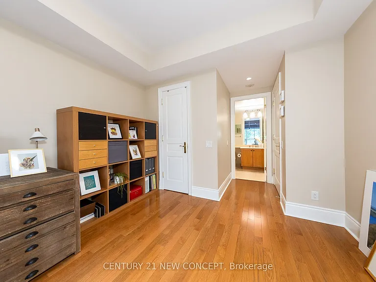 7071 Bayview Ave #204 — Photo 26