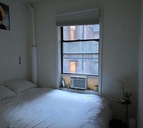 4th image of 52 Kenmare St #3FLS