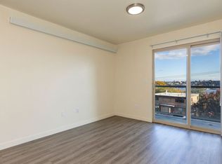 2465 Dexter Ave N APT 204, Seattle, WA 98109