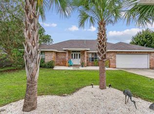 1507 Ocean Breeze Ln, Gulf Breeze, FL 32563
