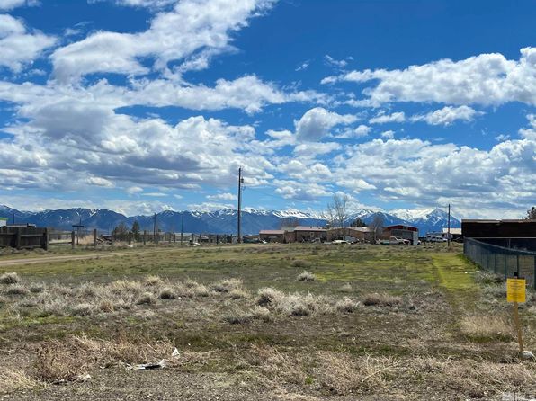 345 3rd St, Crescent Valley, NV 89821