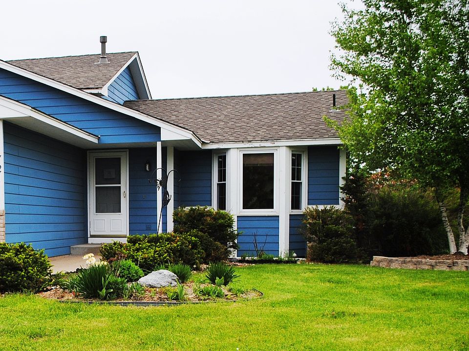 2nd image of 721 Koehnen Dr