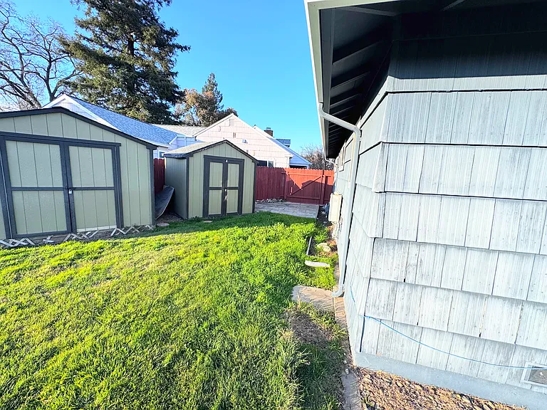 3600 Ardmore Rd — Photo 21